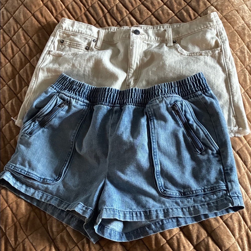 Aerie Denim Blue and Cream Jean Short Bundle